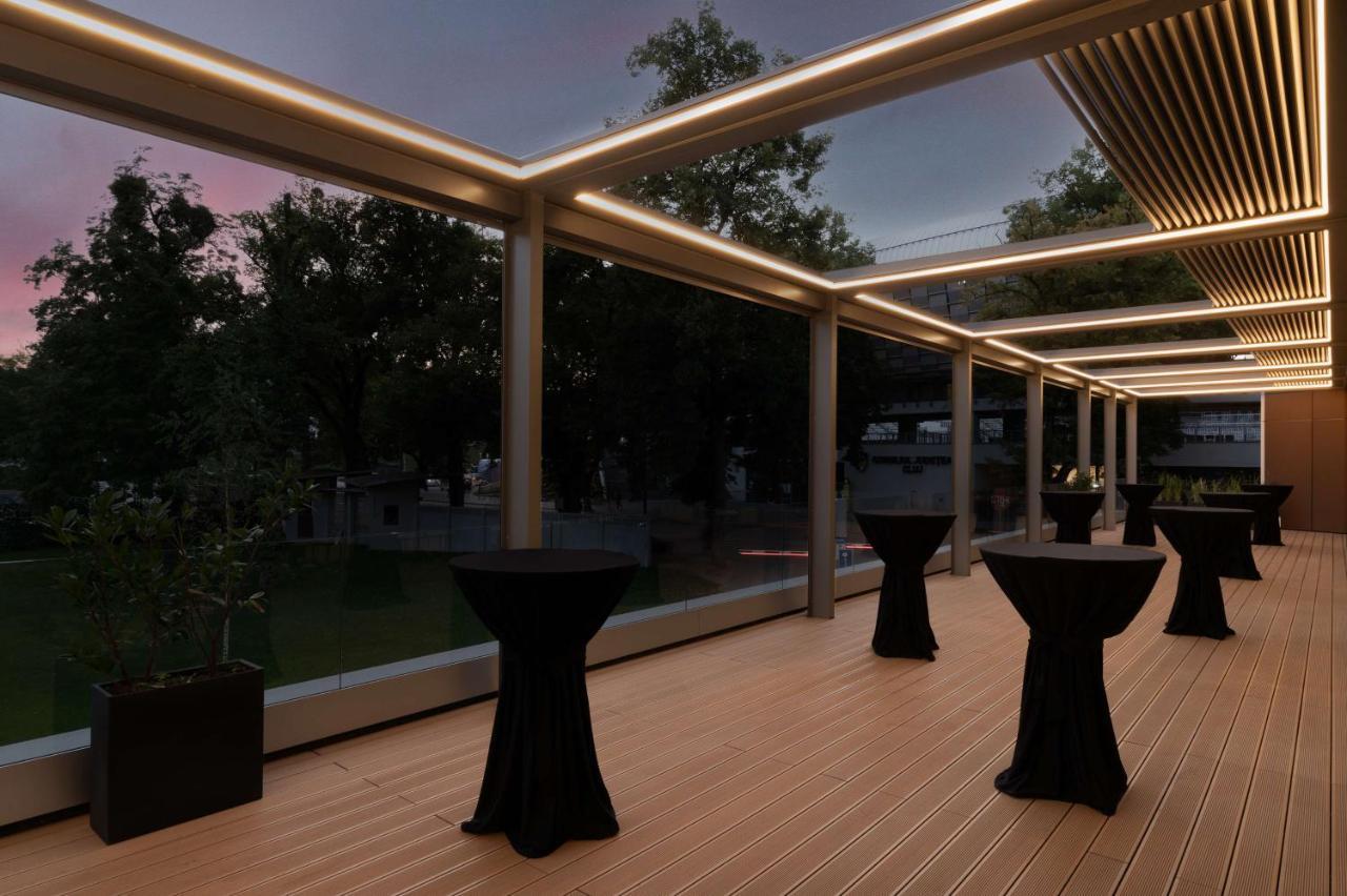 Radisson Blu Hotel, Cluj Luaran gambar Pergola with louvres