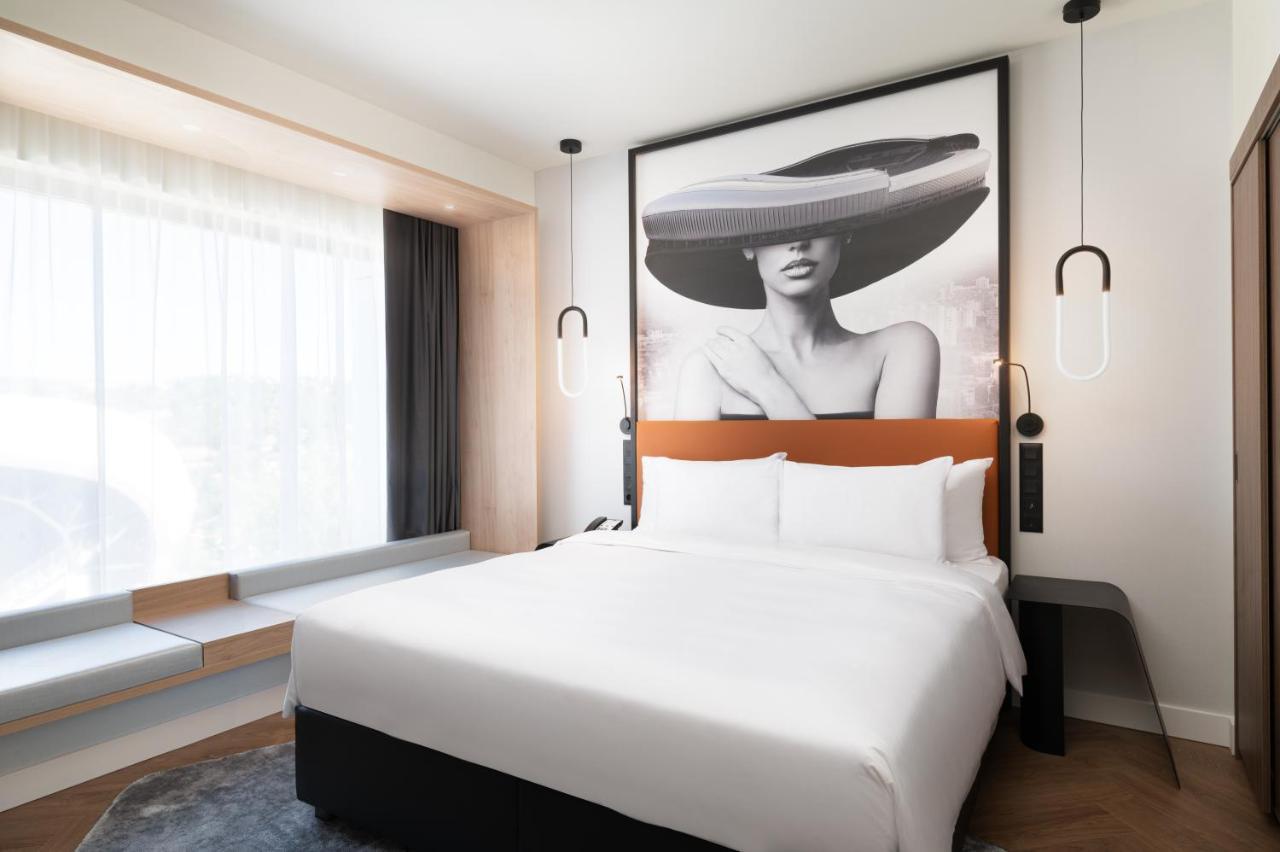 Radisson Blu Hotel, Cluj Luaran gambar A bedroom at the hotel